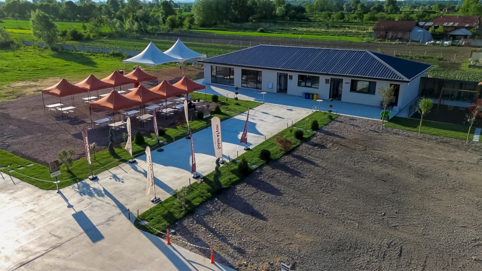 Şeker Afyon Çiftlik Tesis